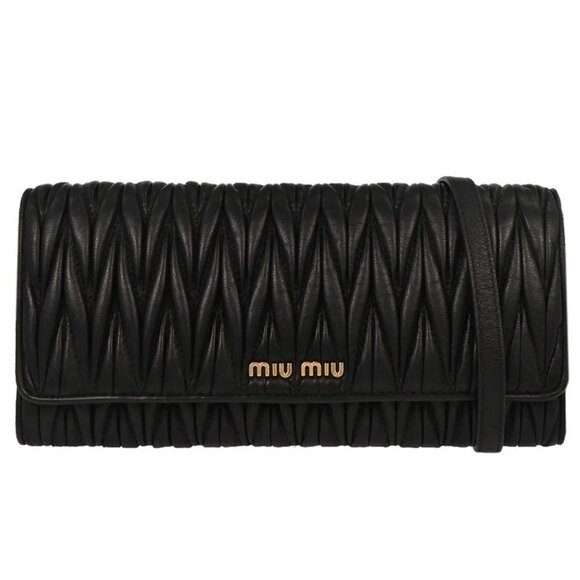 Miu Miu Black Lambskin Matelasse Wallet On Chain WOC 5BP290 144868 - Picture 1 of 10
